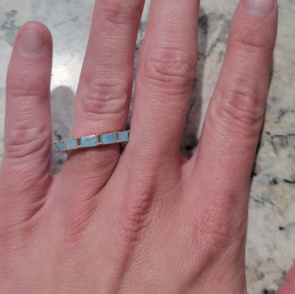 Beautiful brand new ring
